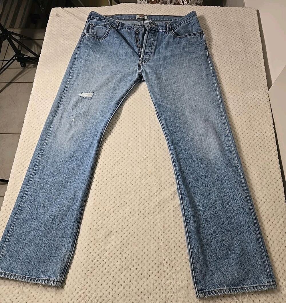 Levi's 501 Original Jeans Men's 38x32 Light Wash Distressed Frayed Hem Denim